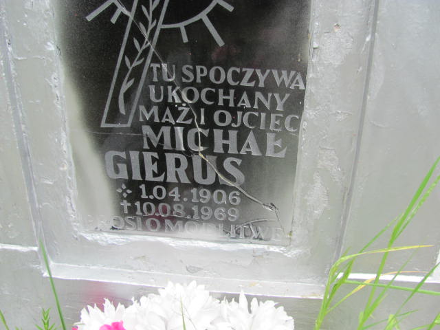 Grób Michał Gierus