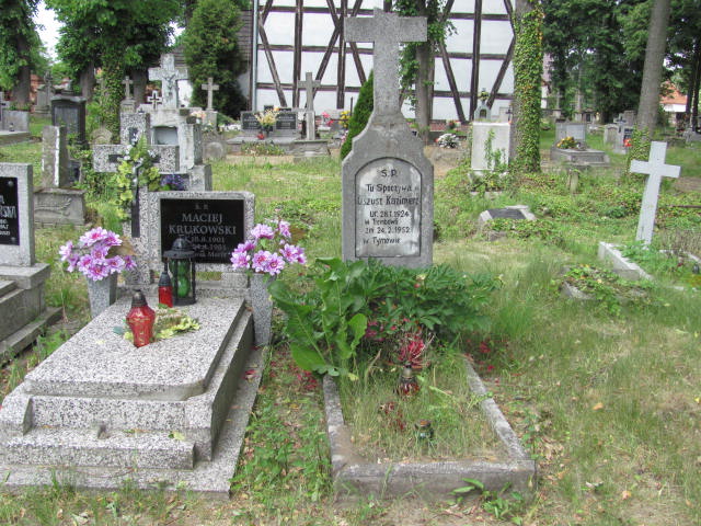 Grób Kazimierz Oszust