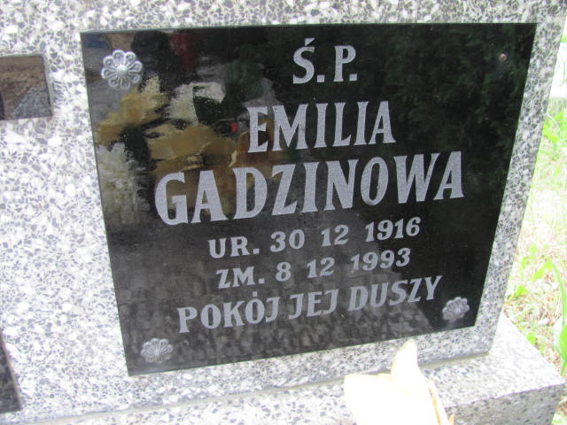 Emilia Gadzinowa 1916 Rudna - Grobonet - Wyszukiwarka osób pochowanych