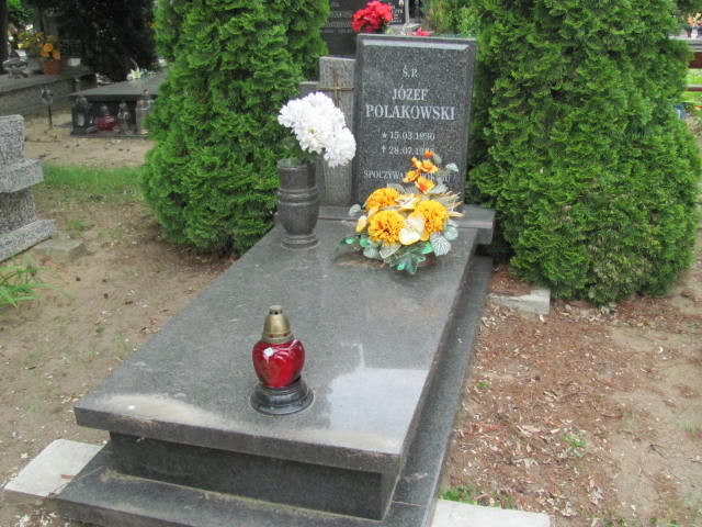Grób Andrzej Polakowski