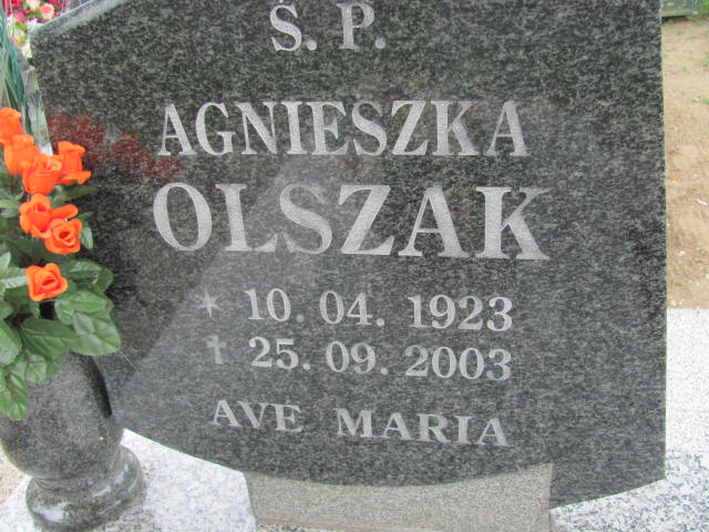 Agnieszka Olszak 1923 Rudna - Grobonet - Wyszukiwarka osób pochowanych