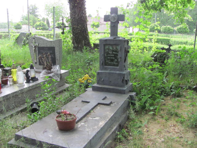 Grób Piotr Fenc