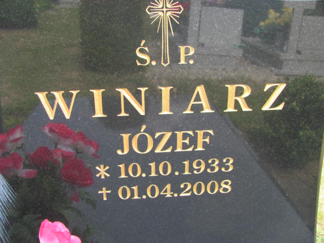Grób Józef Winiarz
